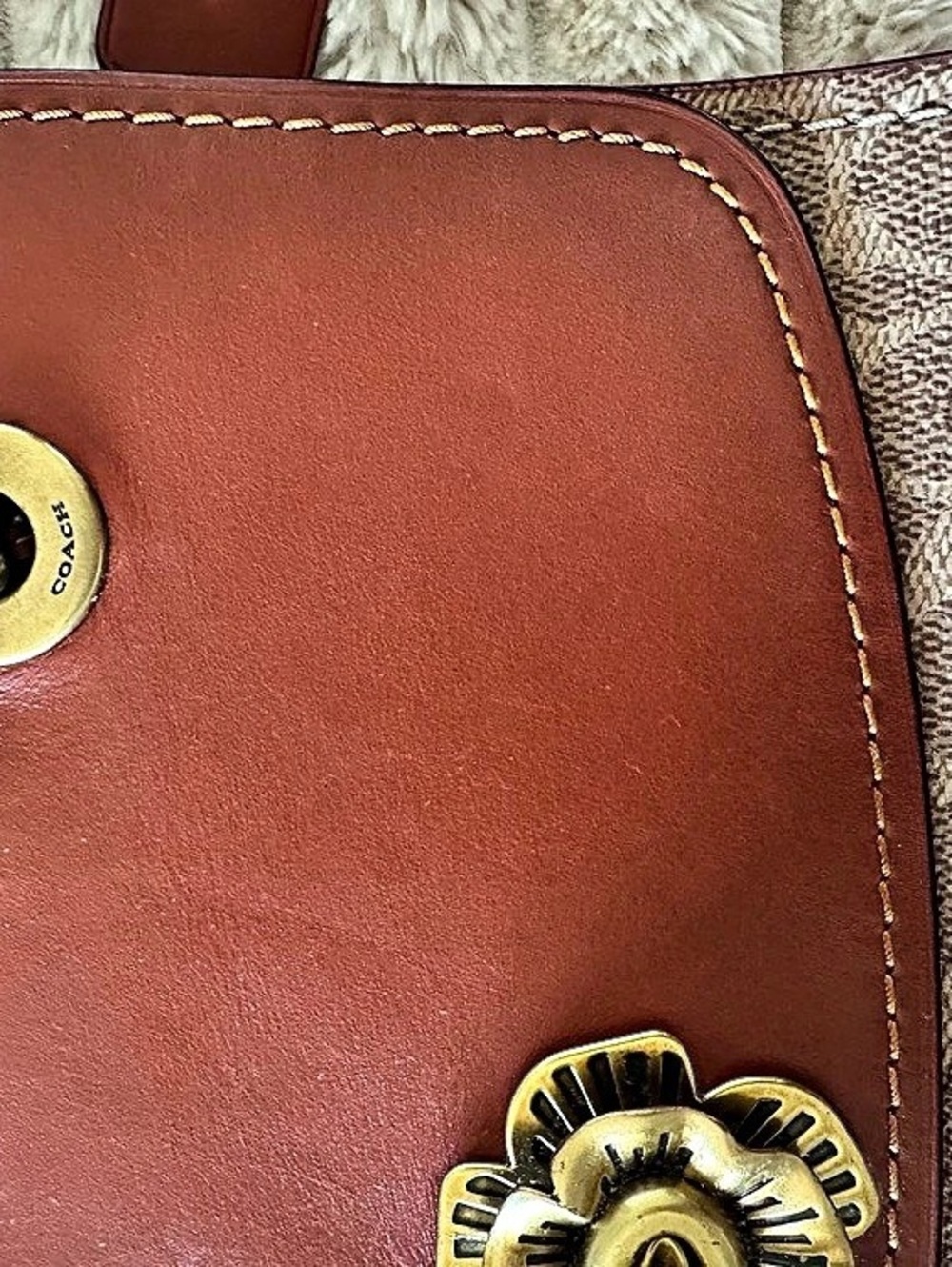 Coach Parker Shoulder Bag in Signature Canvas with Tea Rose Turnlock Signature - Picture 8 of 14